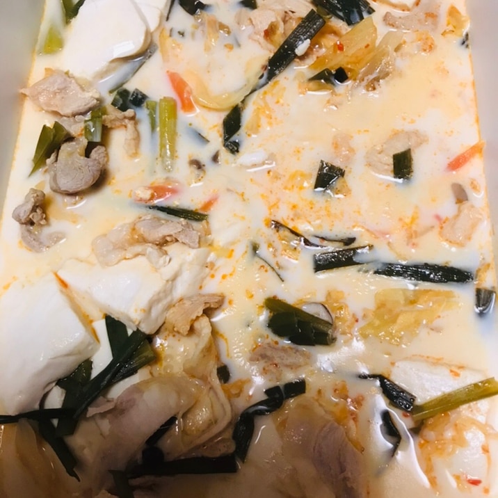 キャベツとニラ 豚こま肉の豆板醤豆乳鍋 レシピ 作り方 By ボンド子 楽天レシピ キャベツとニラ 豚こま肉の豆板醤豆乳鍋 レシピ 作り方 By ボンド子 楽天レシピ